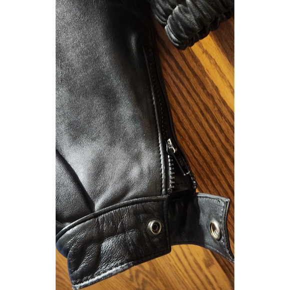 First Gear Women's Black Leather Biker Jacket Sz Lg Lot of Pockets Venting - Picture 2 of 14